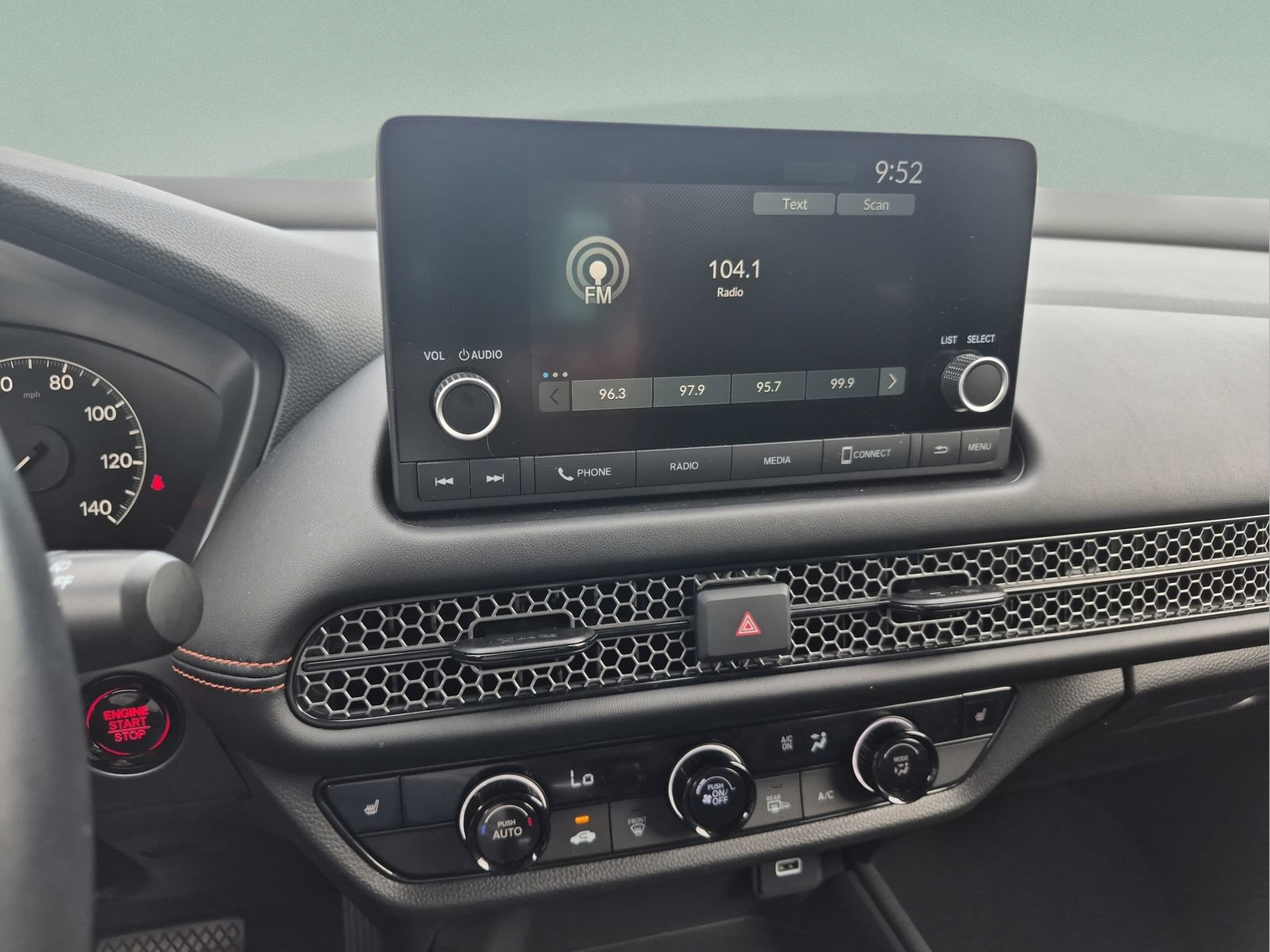 Certified 2025 Honda HR-V Sport image 12