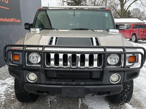 Used 2003 HUMMER H2 w/ Preferred Equipment Group image 9