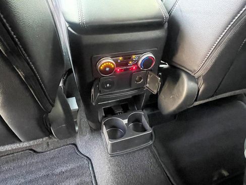 Used 2024 Ford Explorer Limited image 18