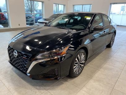 Used 2025 Nissan Altima 2.5 SV