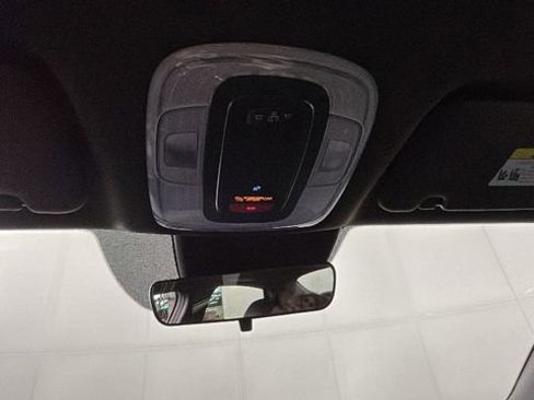 Used 2025 Hyundai Elantra SEL FWD image 26