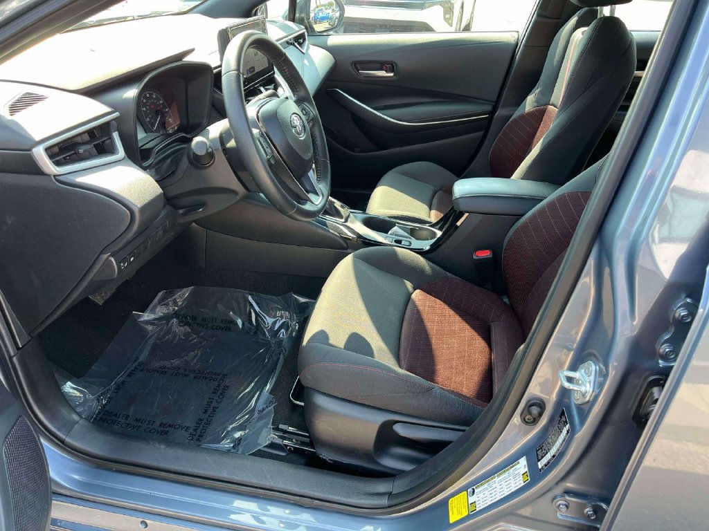 Used 2025 Toyota Corolla SE FWD image 14