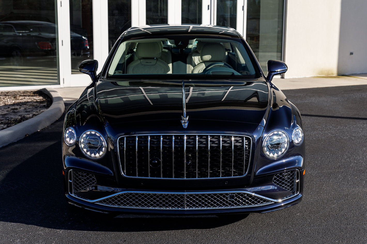 Used 2026 Bentley Flying Spur Azure AWD/4WD image 2