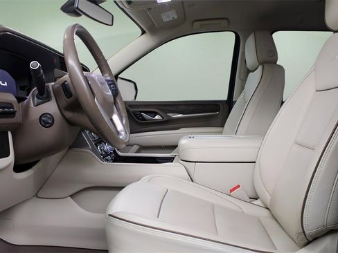 Used 2022 GMC Yukon XL Denali image 18