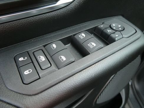 Used 2025 RAM 1500 Big Horn AWD/4WD image 23