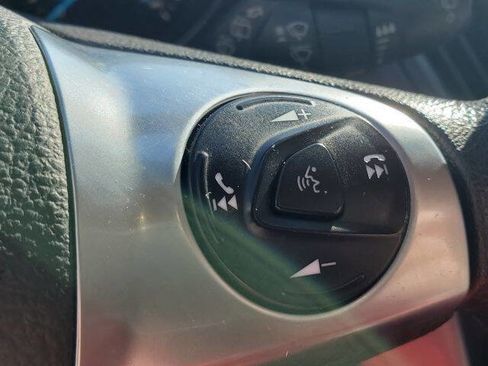 Used 2015 Ford Escape SE AWD/4WD image 26