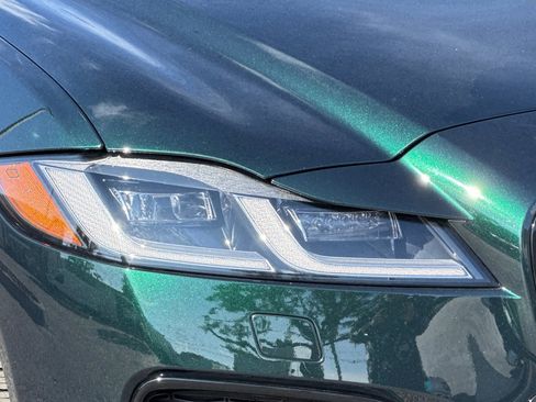 Used 2024 Jaguar XF R-Dynamic SE image 12