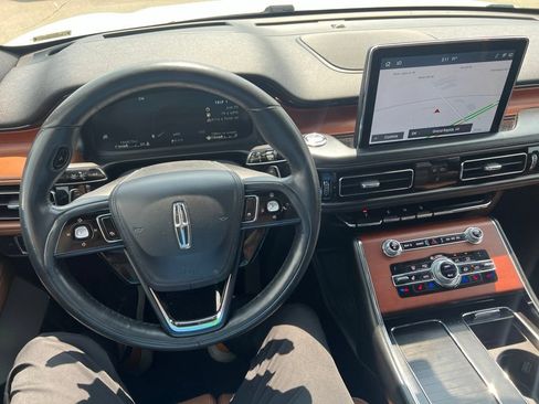 Used 2020 Lincoln Aviator Reserve w/ Equipment Group 202A AWD/4WD image 12