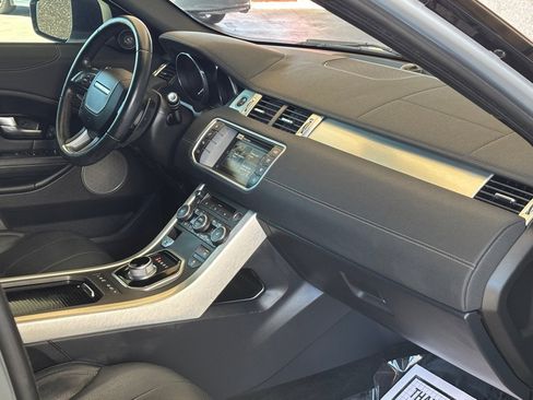 Used 2016 Land Rover Range Rover Evoque SE Premium image 31