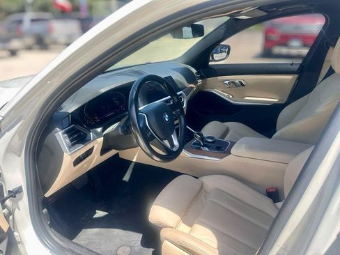 Used 2020 BMW 330i Sedan w/ Convenience Package RWD image 17
