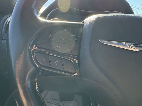 Used 2022 Chrysler 300 S RWD image 47