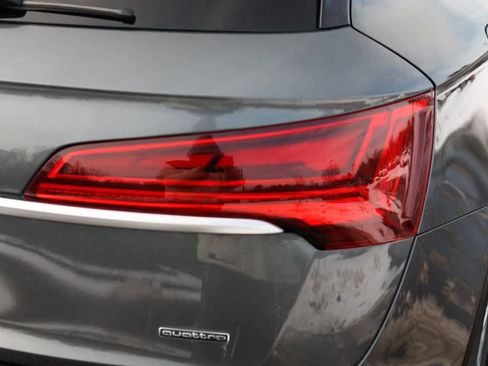Used 2022 Audi Q5 2.0T Premium image 35