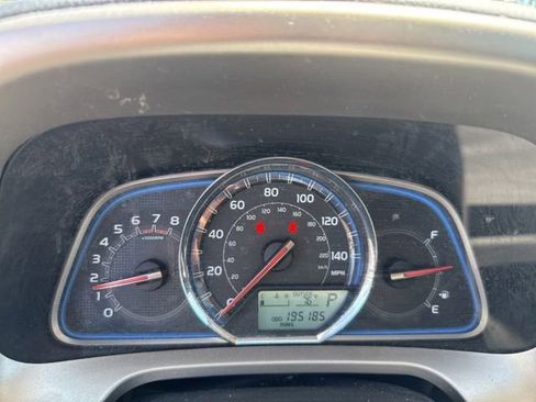 Used 2013 Toyota RAV4 Limited AWD/4WD image 9