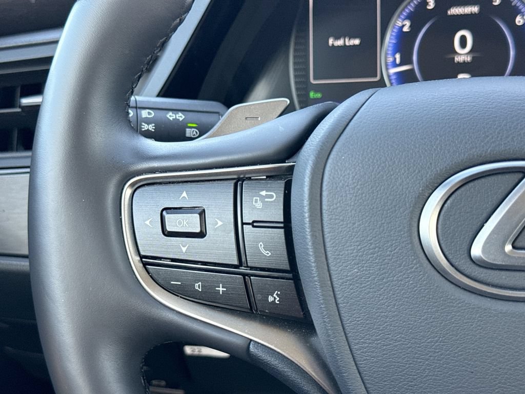 Certified 2025 Lexus ES 350 w/ Premium Package FWD image 26