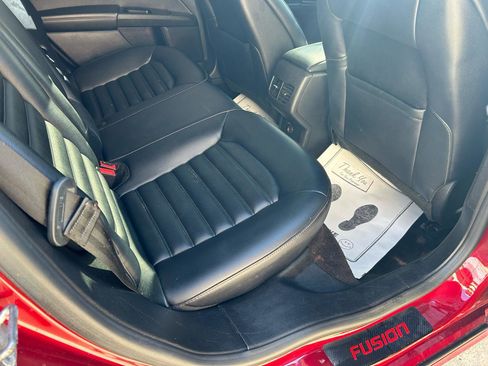 Used 2019 Ford Fusion SEL image 11