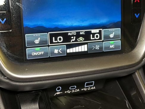 Used 2023 Subaru Outback Limited AWD/4WD image 29