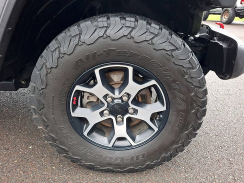 Used 2021 Jeep Wrangler Unlimited Rubicon AWD/4WD image 11