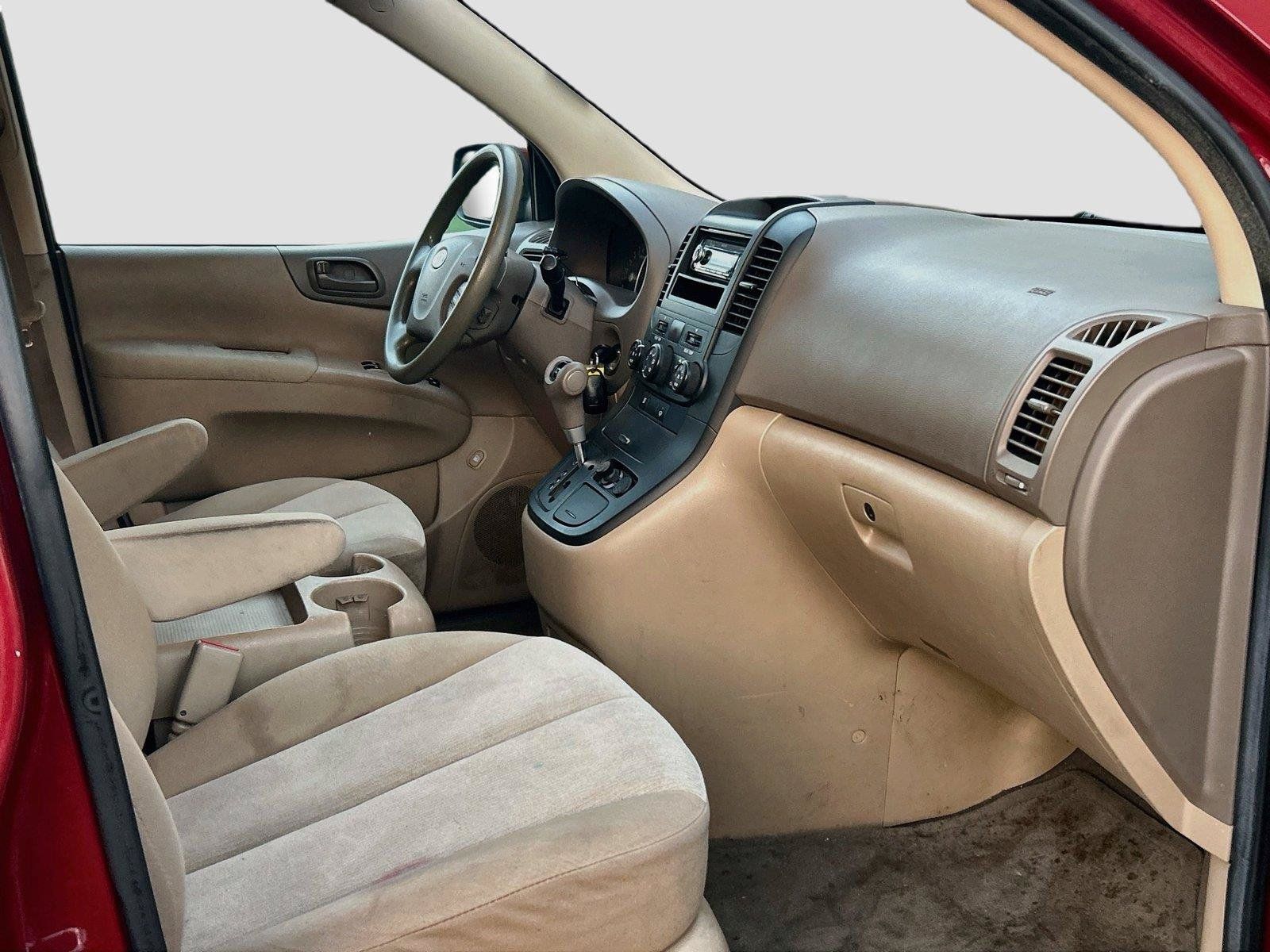 Used 2012 Kia Sedona LX FWD image 14