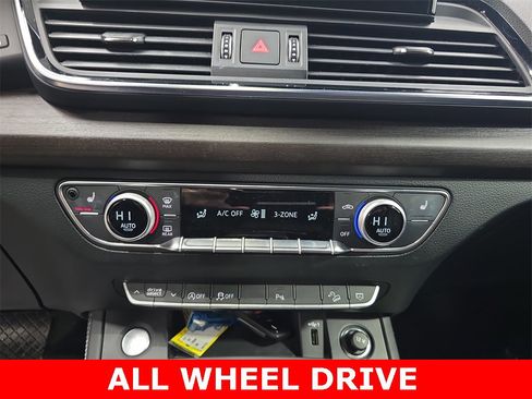 Used 2022 Audi Q5 2.0T Premium Plus w/ Premium Plus Package image 22