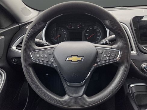 Used 2023 Chevrolet Malibu LT FWD image 19