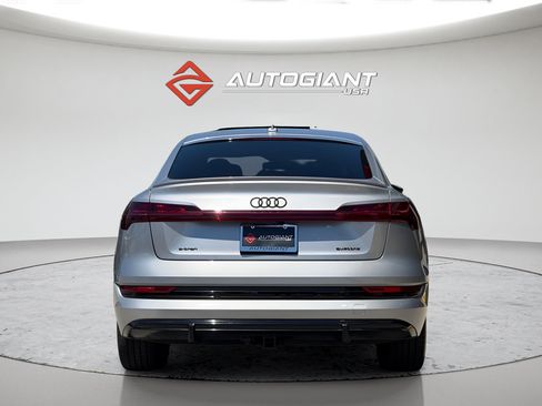 Used 2021 Audi e-tron Premium Plus w/ Premium Plus Package AWD/4WD image 14