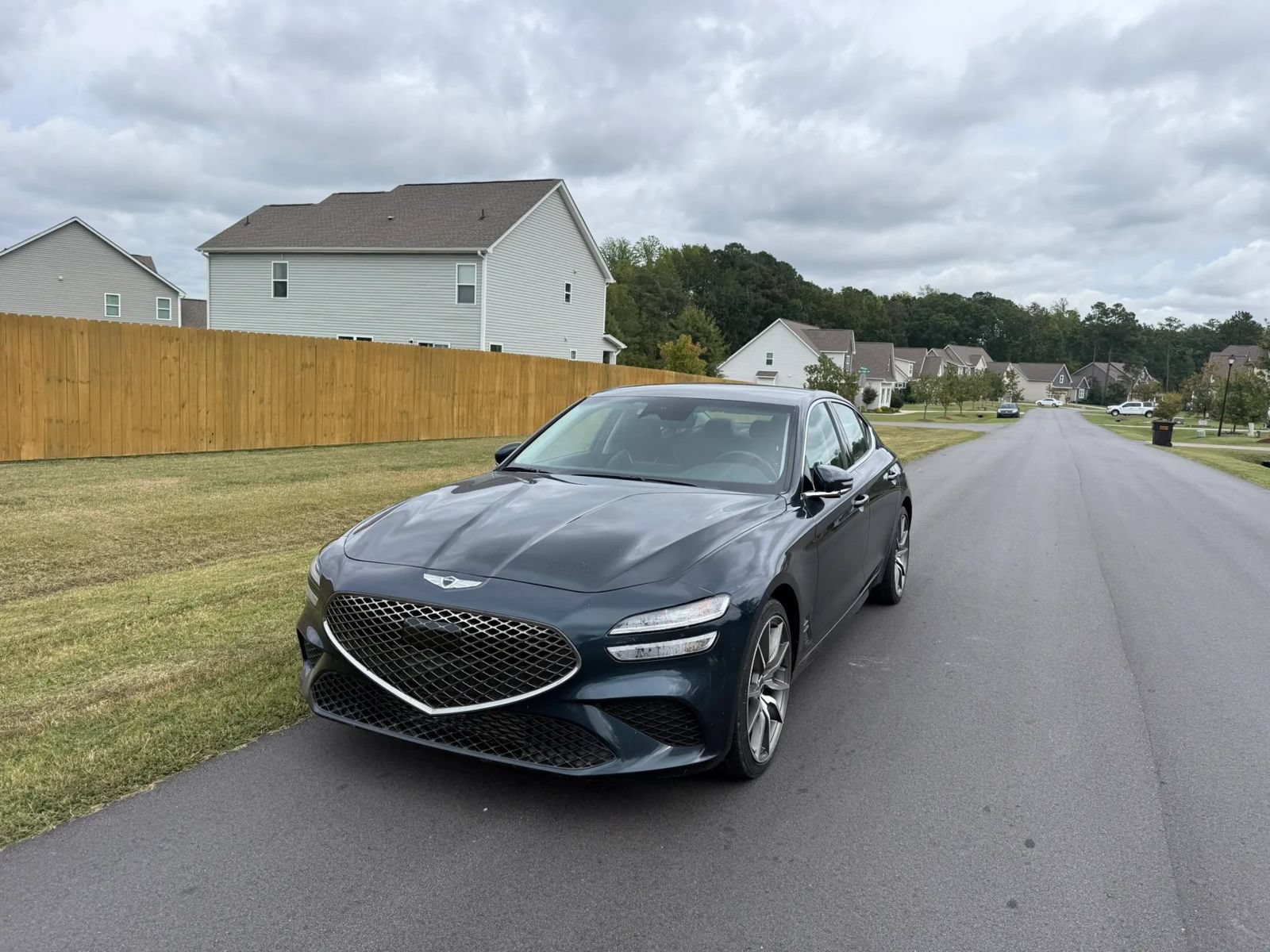 Used 2022 Genesis G70 3.3T RWD image 1