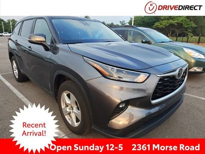 Used 2023 Toyota Highlander LE