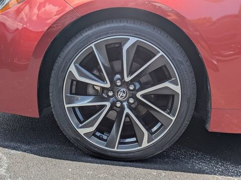 Used 2019 Toyota Corolla XSE FWD image 14