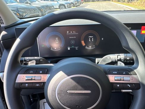 New 2026 Hyundai Tucson Blue SE image 15