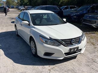 Used 2018 Nissan Altima 2.5 S w/ S Convenience Package image 1