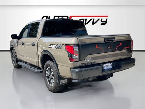 Used 2024 Nissan Titan PRO-4X w/ Pro-4x Convenience Package image 5