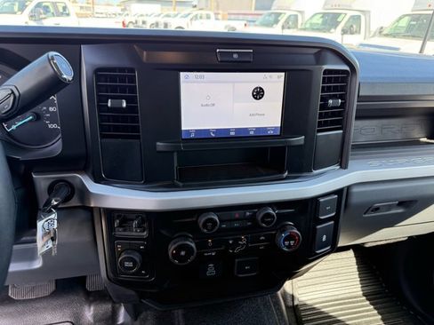 New 2026 Ford F550 4x4 Crew Cab image 22