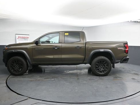 Used 2023 Chevrolet Colorado Trail Boss image 5