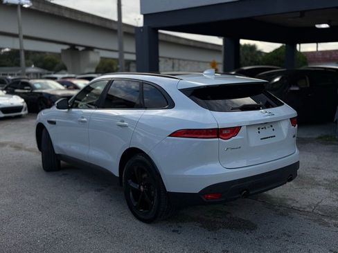 Used 2019 Jaguar F-PACE Prestige image 5