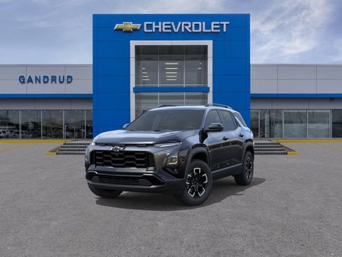 New 2027 Chevrolet Equinox ACTIV w/ Safety and Technology Package AWD/4WD image 8