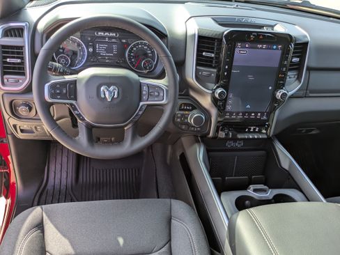 Used 2026 RAM 1500 Big Horn AWD/4WD image 10