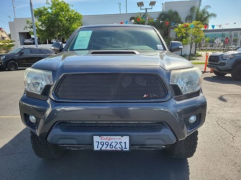 Used 2015 Toyota Tacoma 4x4 Double Cab w/ TRD Sport Package image 3