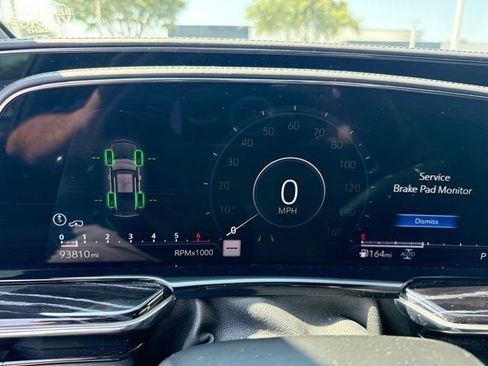 Used 2021 Cadillac Escalade Sport w/ Driver Assist Tech Package AWD/4WD image 12