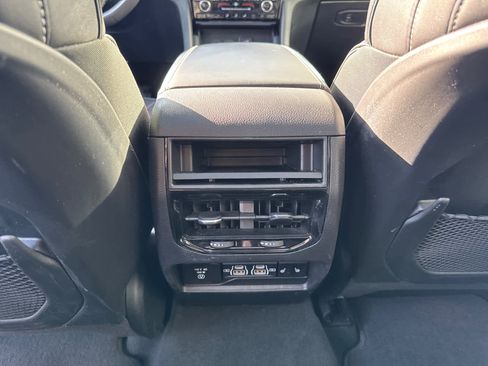 Used 2023 Jeep Grand Cherokee Overland w/ MOPAR Finishing Package image 33