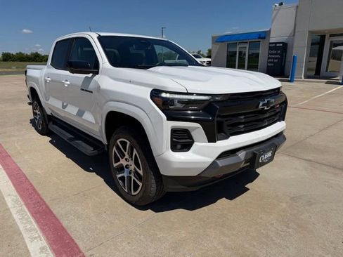 Used 2024 Chevrolet Colorado Z71 w/ Z71 Convenience Package 2 AWD/4WD image 1