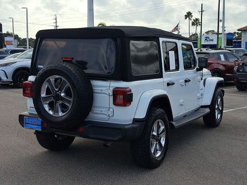 Used 2019 Jeep Wrangler Unlimited Sahara image 5