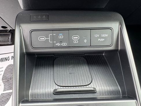 Used 2024 Hyundai Kona Limited image 27