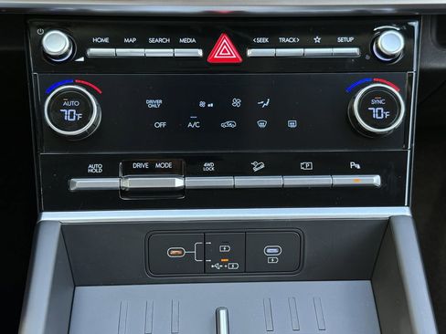 New 2026 Hyundai Santa Fe SE AWD/4WD image 17