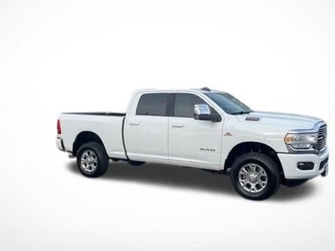 Used 2024 RAM 2500 Laramie AWD/4WD image 7