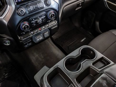 Used 2022 Chevrolet Silverado 3500 LT w/ Convenience Package image 24