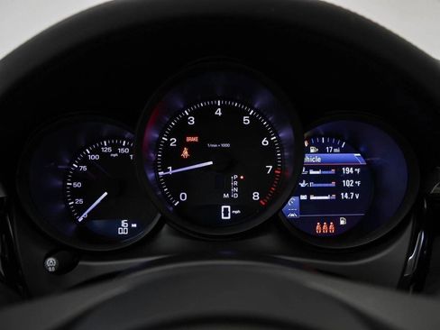 New 2025 Porsche Macan image 73