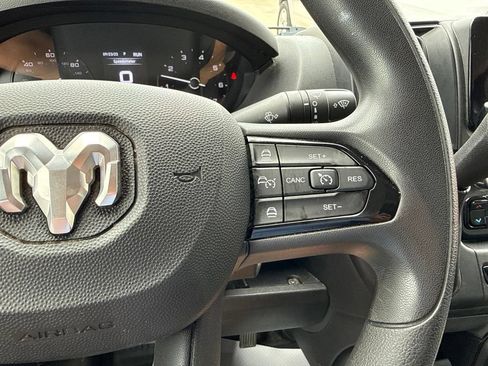 Used 2025 RAM ProMaster 2500 w/ Convenience Group FWD image 31