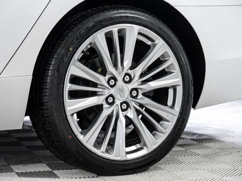 Used 2018 Cadillac XTS Platinum FWD image 55