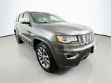 Used 2017 Jeep Grand Cherokee Overland w/ Jeep Active Safety Group image 3