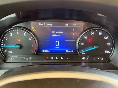 Used 2022 Ford Explorer XLT w/ Equipment Group 202A AWD/4WD image 23